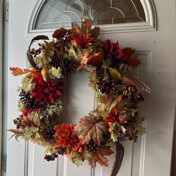 Other - 🍁🍃 Autumn Harvest Wreath with Red and Orange Accents NEW